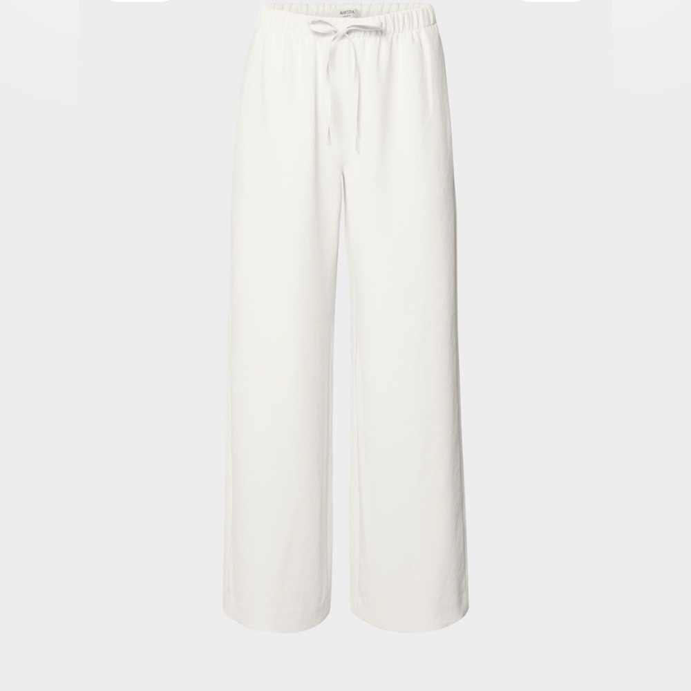 Aritzia Lodge Pants Crepette in Light Birch